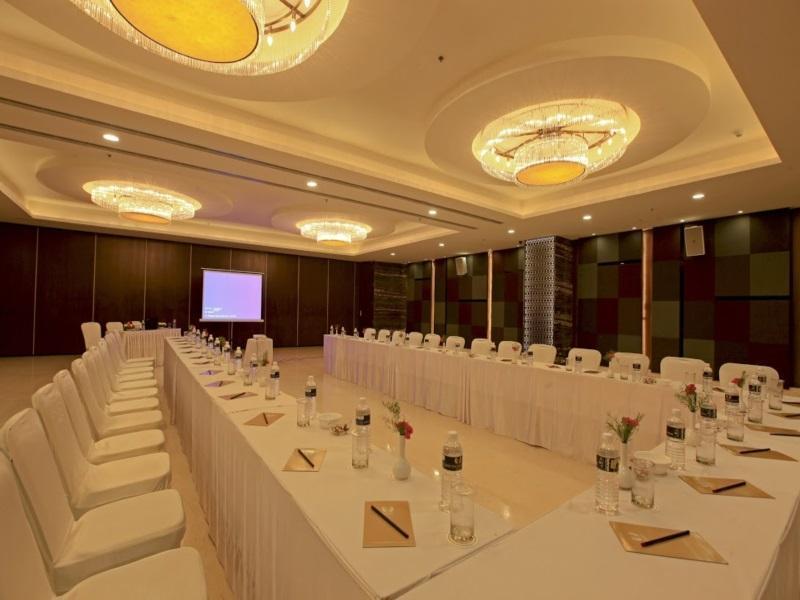 Goutham Grand Hotel - Tenali Vijayawada Exterior photo
