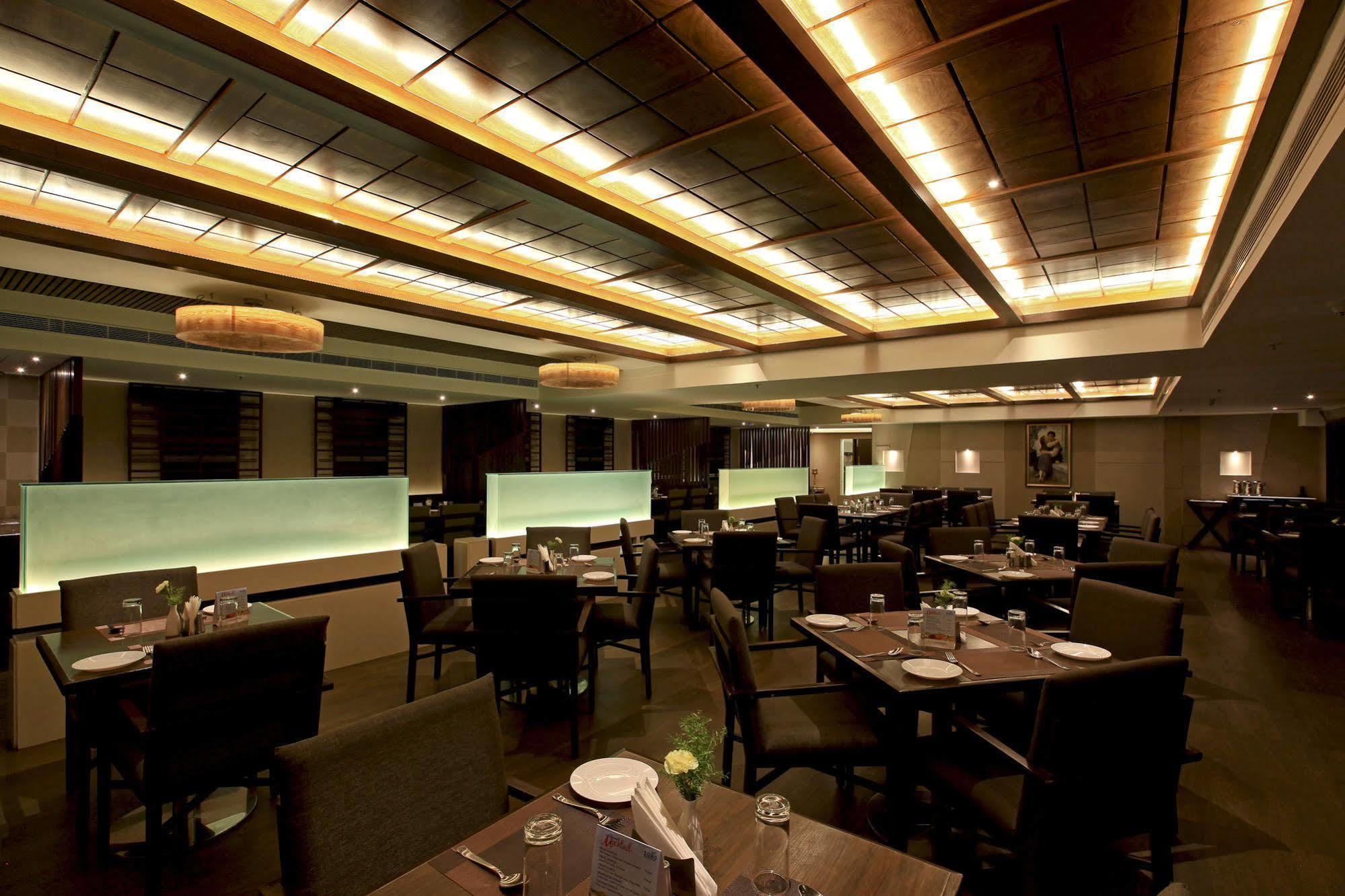 Goutham Grand Hotel - Tenali Vijayawada Exterior photo